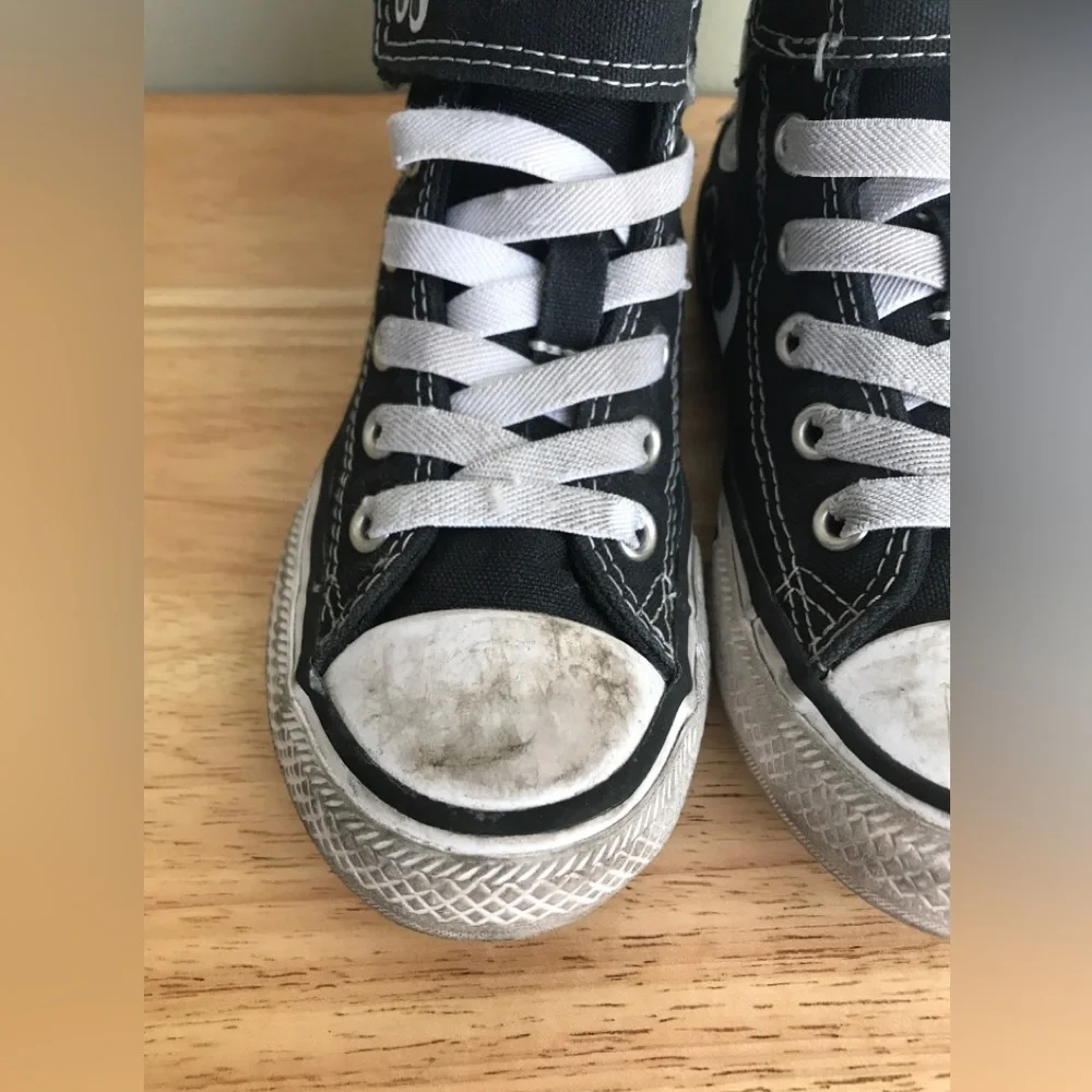 Converse Kids Chunck Taylor All Star Eyes Easy-On Hi Size: US 11 EUR 28 CM 17